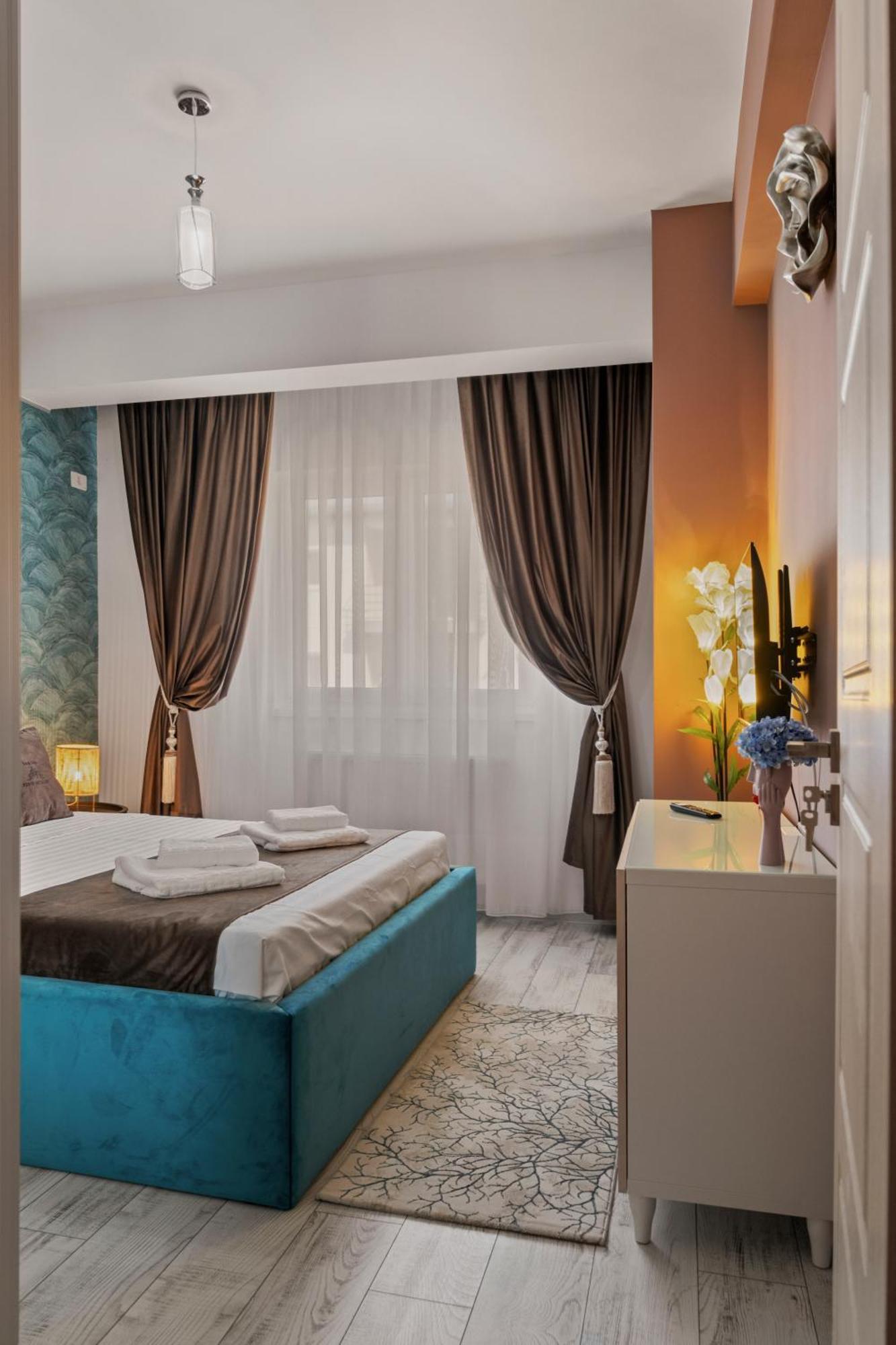 Comfort Azure Bukarest Exterior foto